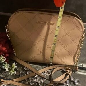 MK GORGEOUS CROSSBODY